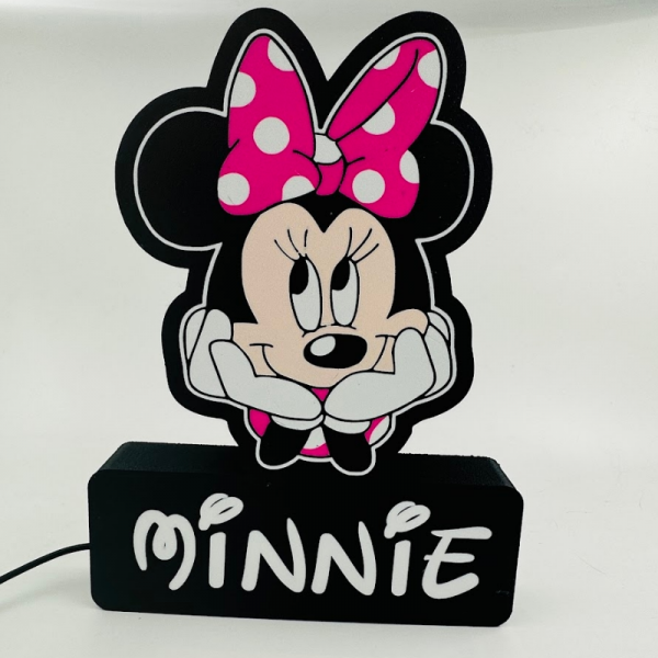 Luminaria 3D alusiva a Minnie